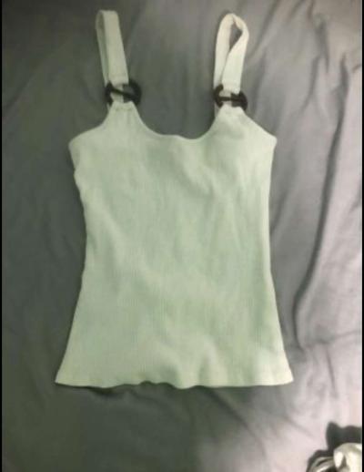 crop tops - Phelan, California