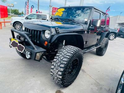 2013 Jeep Wrangler Unlimited 95k millas - Thumbnail 2