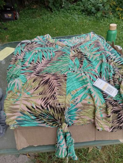 womans tops - Thumbnail 2