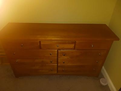 Bedroom Dresser - Thumbnail 3