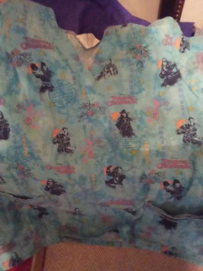 2 bags nice scrubs Dickies pirates of Caribbean Mickey mouse - Thumbnail 5