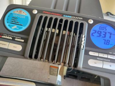 pro form px90 exercise bike w built in training programs - Thumbnail 6