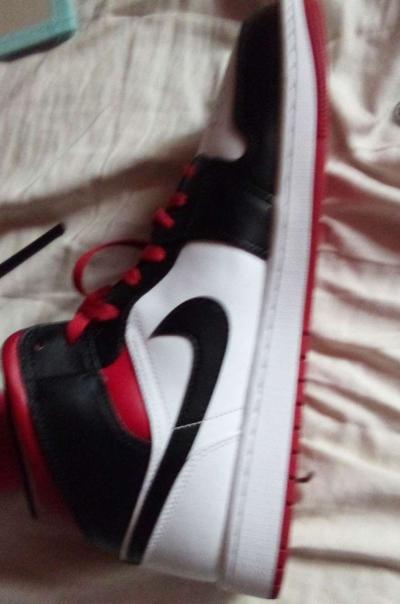 Jordan 1s - Thumbnail 3