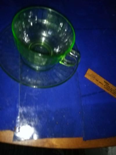 Hazel Atlas fruits uranium glass cup and saucer - Thumbnail 6