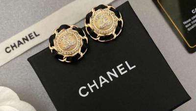 earings - Mission Viejo, California