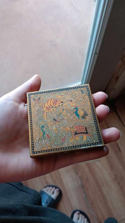 Antique mirror and make up set - Thumbnail 3