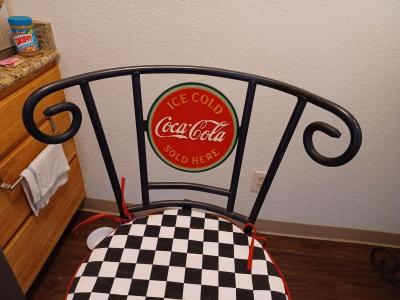 coke pub table set - Thumbnail 4