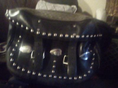 saddlebags and seats for harley - Thumbnail 2