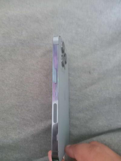 iphone 13 Pro - Thumbnail 2