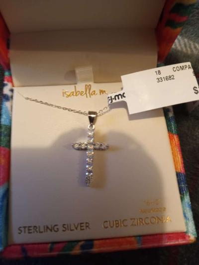 sterling silver cross necklace