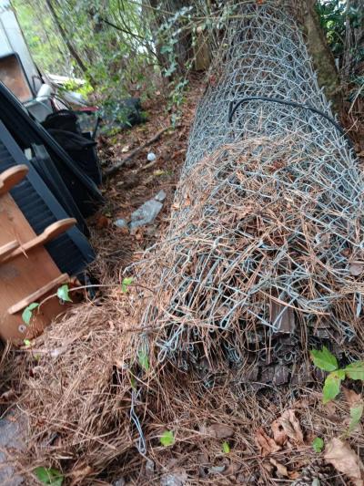 50ft of chaining fence