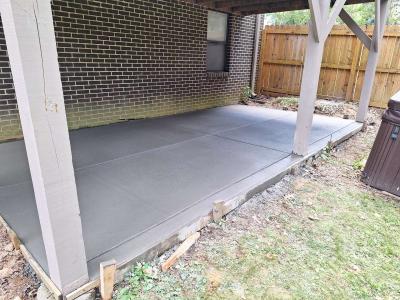 concrete pad - Thumbnail 3
