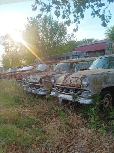 Hard to find classic cartruck parts - New Braunfels, Texas