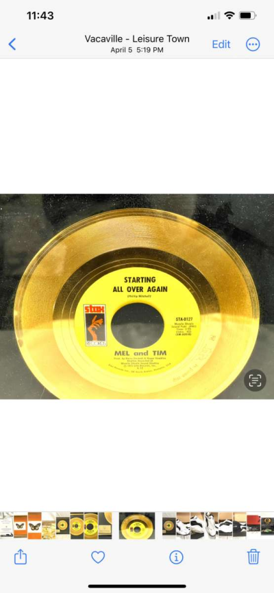 1972 Phillip Morris Starting all over again gold record - Thumbnail 5