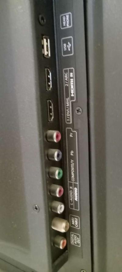 40 inch RCA TV - Thumbnail 3