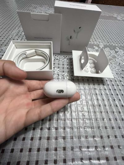 AirPod pro 2 gen - Thumbnail 6