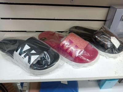 mk slides sizes 9 and 10