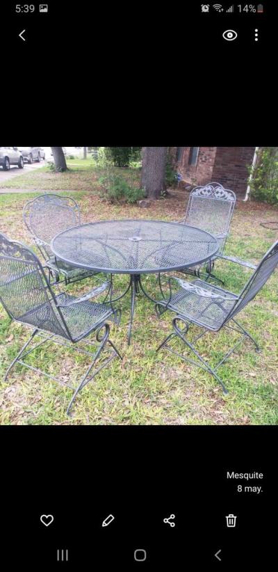 Mesa de patio con sillas Mesedoras  Sale - Thumbnail 4