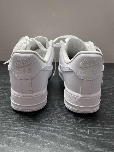 Air Force 1 women sz 7 - Thumbnail 6
