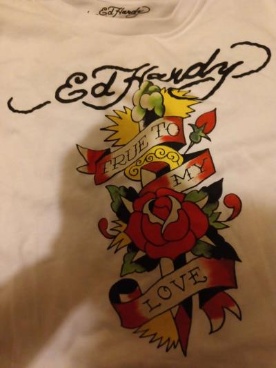 Ed Hardy tshirt size large womens - Thumbnail 6