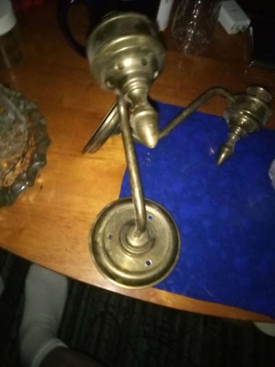 2 Brass wall sconces