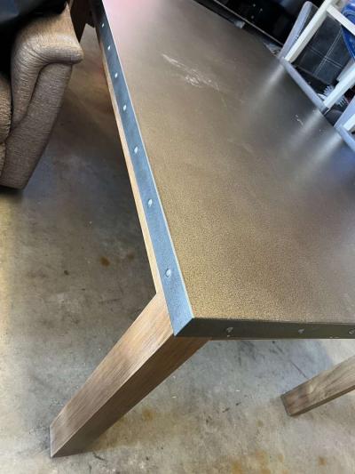 kitchen Table - Thumbnail 3