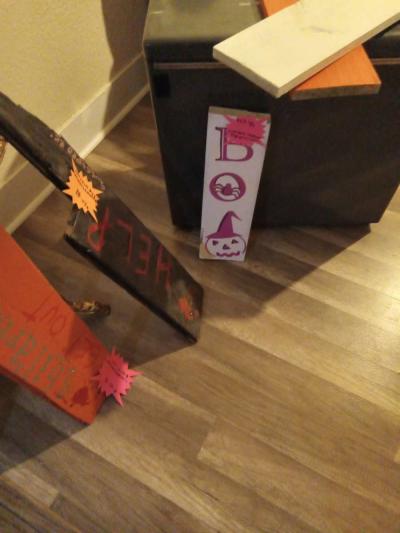 custom signs - Thumbnail 3