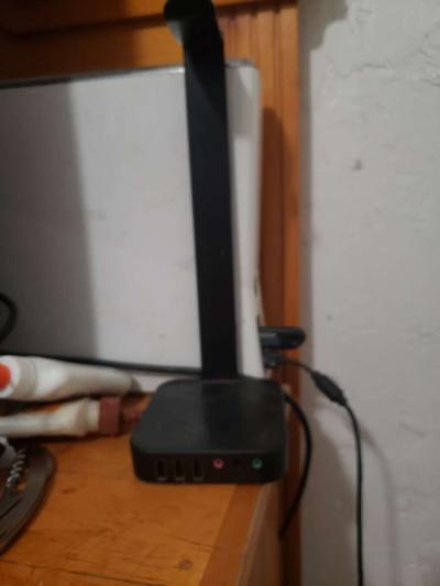 headphones stand - Thumbnail 2