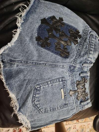 Chrome shorts medium - Mission Viejo, California