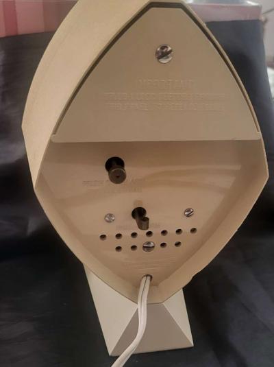 Vintage Brown and Bigelow Projection  Clock plus Bulbs - Thumbnail 5