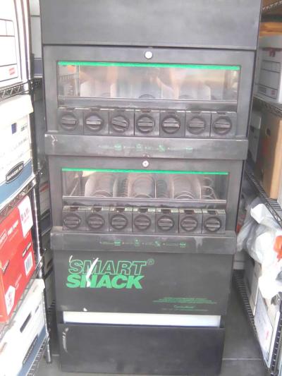 Smart Snack and Smart Drink Vending Machines - Thumbnail 2