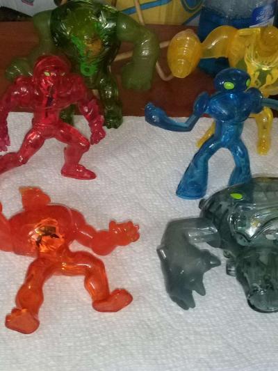 2013 Ben 10 Ultimate Alien - Thumbnail 6