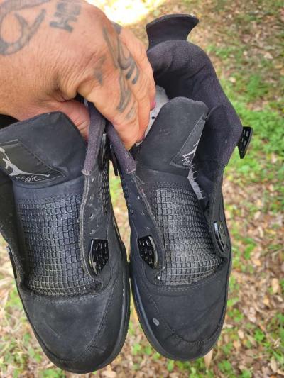 jordan 4s retro black cats - Thumbnail 4