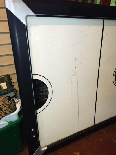 Air Hockey Table - Thumbnail 3