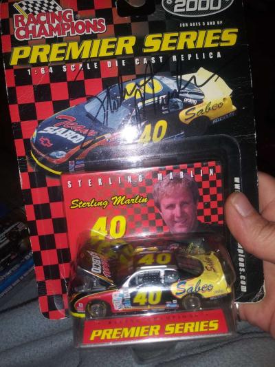 collectables cars and watches - Thumbnail 4