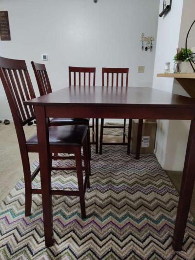 Dinner Table - Thumbnail 2