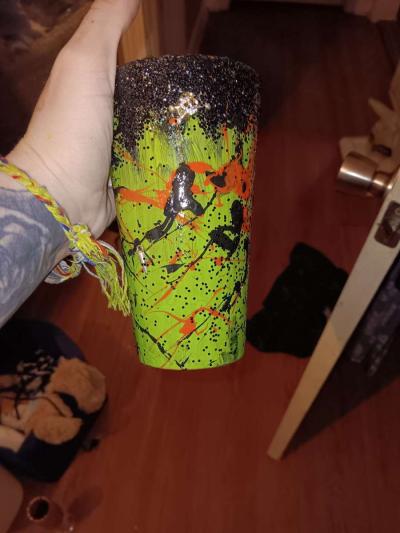 hand painted wine glasses and Rhinestone bottles - Thumbnail 3