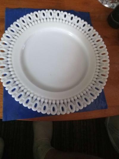 EAPG 8 inch 101 Border Milk glass plate - Thumbnail 5
