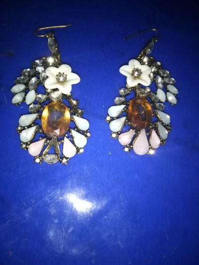 Vintage Glass Rhinestone Earrings - Thumbnail 2