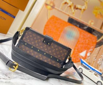 LV bag - Thumbnail 2