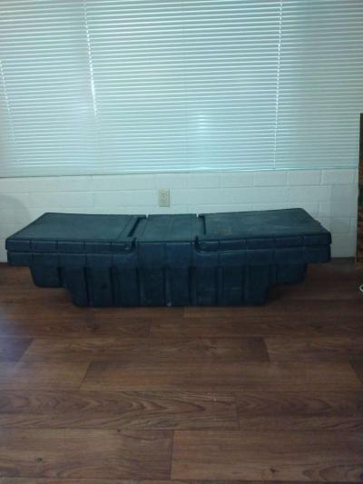 TRUCK BED TOOLBOX - Thumbnail 2