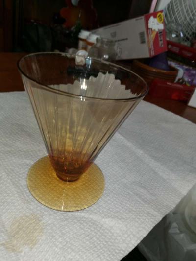 Amber Depression Glass footed Tumbler - Thumbnail 5
