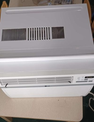 12000 BTU Air Conditioner - Thumbnail 2