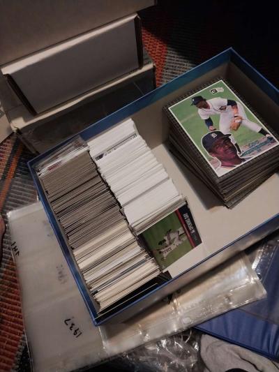 sports cards - Thumbnail 2