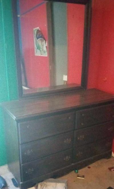 moving everything must go tonight - Thumbnail 6