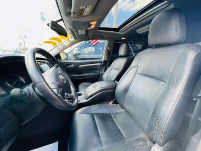 2018 FORD F150 XLT 118k millas - Thumbnail 3