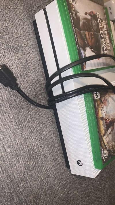 XBOX 360 One - Thumbnail 5