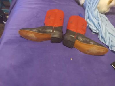 Custom made black and red mens size 11 bull hide - Thumbnail 4