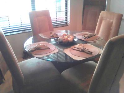 Dinning Table With 6Chairs - Thumbnail 3