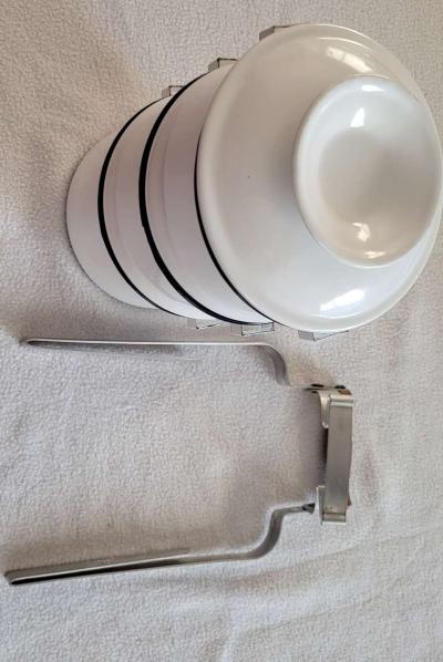 Retro 3 Tiered Enamalware Lunch Carrier - Thumbnail 3